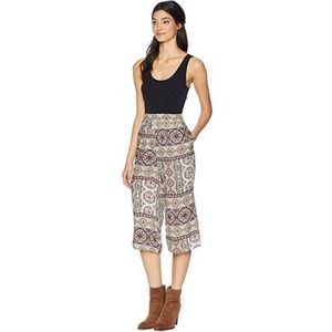 🇺🇸BCBGeneration Woven Low Back Jumpsuit